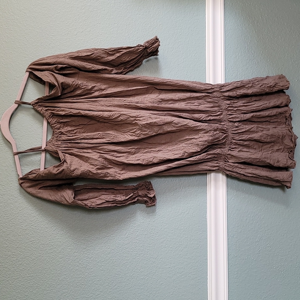 Mapale Taupe Peekaboo Shoulders Top